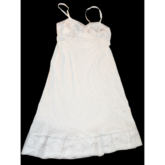 Vanity Fair Other - Vanity Fair slip nightgown dress floral lace trim lingerie Ivory Made in USA VTG